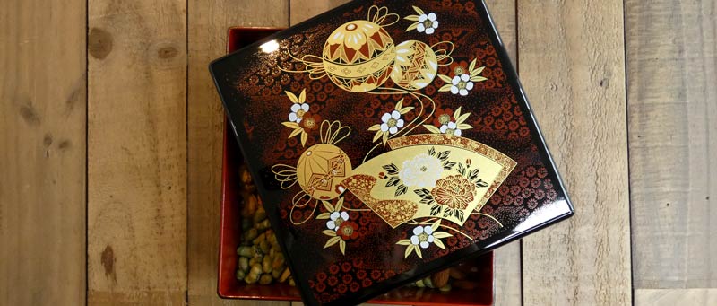 Japanese jubako containing fukiyose snacks