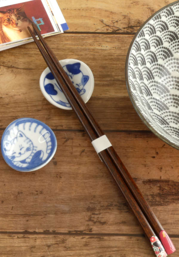 Showa retro table setting