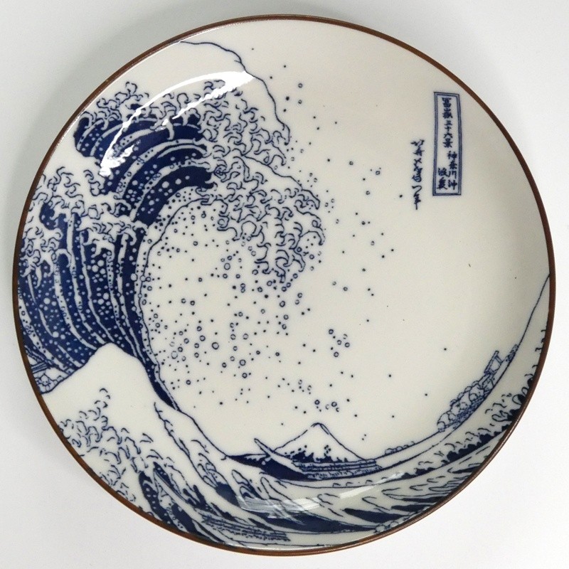 'Great Wave' blue and white Japanese round side plate